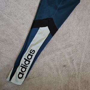 Adidas leggings
